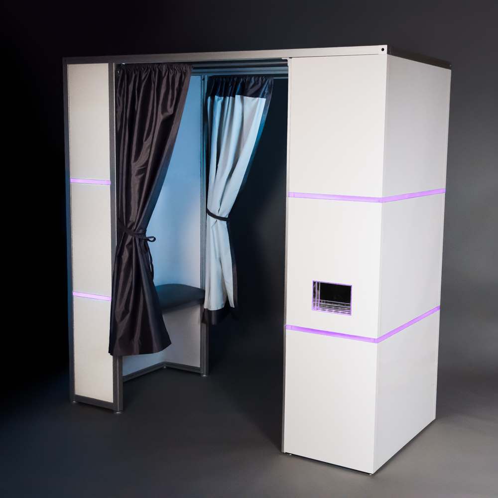 Traditional Photo Booth - Modern Style Traditional Photo Booth - Modern Style